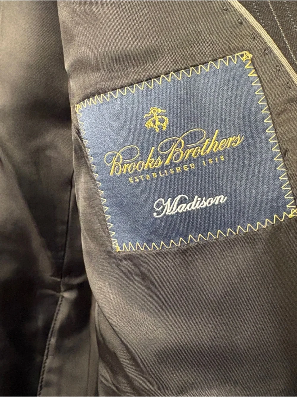 Brooks Brothers Madison Navy Pinstripe Two-Button Suit Jacket Classic